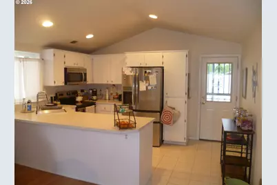 17412 SE 15th Way #8, Vancouver, WA 98683 - Photo 9