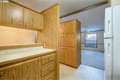 301 E Columbia Dr #8, Newberg, OR 97132 - Photo 15