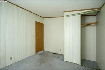 301 E Columbia Dr #8, Newberg, OR 97132 - Photo 25