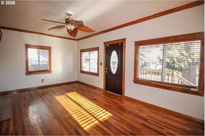 6113 SE 89th Ave, Portland, OR 97266 - Photo 3