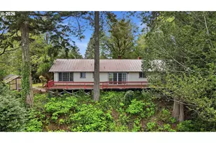 95122 Myrtlewood Ln, Coos Bay, OR 97420 - Photo 1