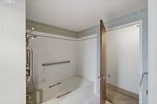 95122 Myrtlewood Ln, Coos Bay, OR 97420 - Photo 21