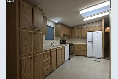 13115 SE Foster Rd #32, Portland, OR 97236 - Photo 11