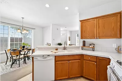 17011 SW Glen Park Ct, Beaverton, OR 97003 - Photo 13