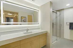 820 NW 12th Ave, Portland, OR 97209 - Photo 9