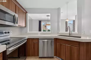 18720 SW Boones Ferry Rd, Tualatin, OR 97062 - Photo 11