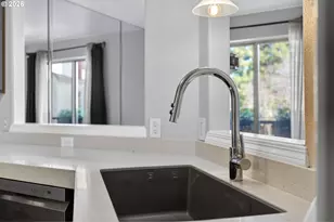 18720 SW Boones Ferry Rd, Tualatin, OR 97062 - Photo 9