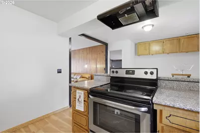 12519 SE Ellis St, Portland, OR 97236 - Photo 19