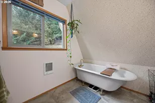 405 Loredo Dr, Roseburg, OR 97471 - Photo 15