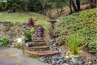 405 Loredo Dr, Roseburg, OR 97471 - Photo 21