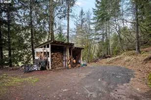 405 Loredo Dr, Roseburg, OR 97471 - Photo 23