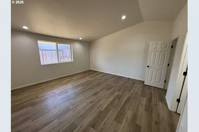 1445 Yew St, Florence, OR 97439 - Photo 15