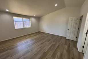 1445 Yew St, Florence, OR 97439 - Photo 15