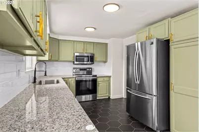 1215 Ellsworth St, Eugene, OR 97402 - Photo 19