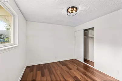 1215 Ellsworth St, Eugene, OR 97402 - Photo 27