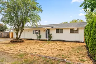 1215 Ellsworth St, Eugene, OR 97402 - Photo 3