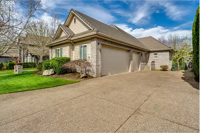 3247 Lakeside Dr, Eugene, OR 97401 - Photo 41