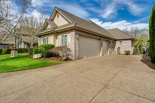 3247 Lakeside Dr, Eugene, OR 97401 - Photo 41