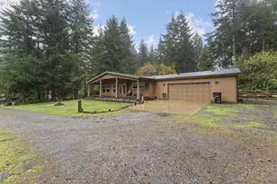 87396 Stewart Ln, Bandon, OR 97411 - Photo 3