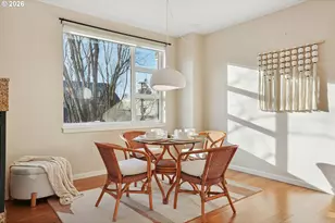 1620 NE Broadway St, Portland, OR 97232 - Photo 11