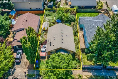 1210 NE Lenore St, Portland, OR 97211 - Photo 11