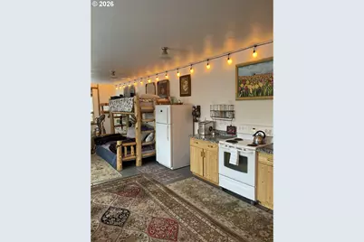 207 Silver St, Enterprise, OR 97828 - Photo 9