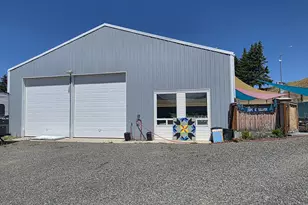 207 Silver St, Enterprise, OR 97828 - Photo 3