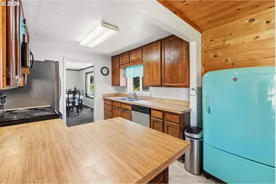 51520 Pioneer Rd, Bandon, OR 97411 - Photo 11