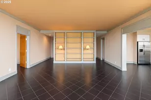 2211 SW 1st Ave, Portland, OR 97201 - Photo 9