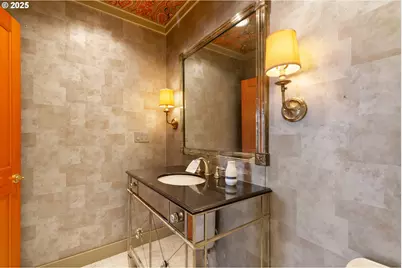 2211 SW 1st Ave #1602, Portland, OR 97201 - Photo 19