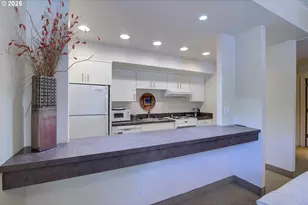 2211 SW 1st Ave, Portland, OR 97201 - Photo 23