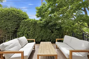 11020 NW Crystal Creek Ln, Portland, OR 97229 - Photo 11