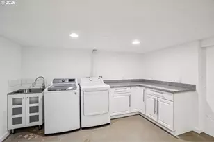 623 NE Sacramento St, Portland, OR 97212 - Photo 37