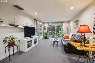 10905 SW Mira Ct, Portland, OR 97223 - Photo 15