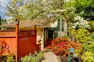 2307 W 28th Ave, Eugene, OR 97405 - Photo 9