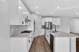 1105 SE 33rd St, Battle Ground, WA 98604 - Photo 9