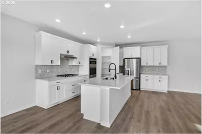 1105 SE 33rd St, Battle Ground, WA 98604 - Photo 5