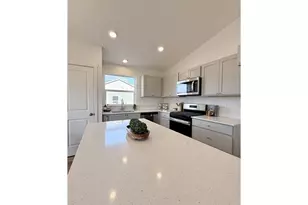 148 SW Eagle Dr, Boardman, OR 97818 - Photo 5