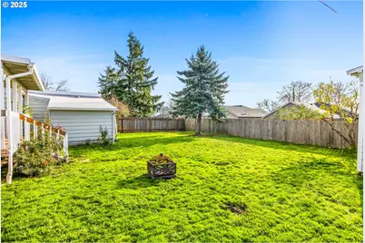 221 SW Rainbow Ave, Dallas, OR 97338 - Photo 35
