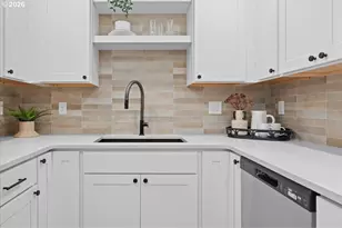 6703 SE 69th, Portland, OR 97206 - Photo 9