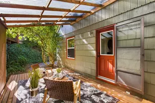 2760 Emerald St, Eugene, OR 97403 - Photo 29