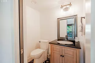 852 Northshore Rd, Lake Oswego, OR 97034 - Photo 27