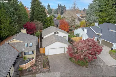 10845 SW Summer Lake Dr, Tigard, OR 97223 - Photo 1