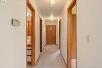 10845 SW Summer Lake Dr, Tigard, OR 97223 - Photo 17