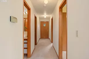 10845 SW Summer Lake Dr, Tigard, OR 97223 - Photo 17