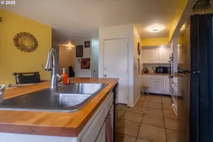 541 SE Oar Ave, Lincoln City, OR 97367 - Photo 11