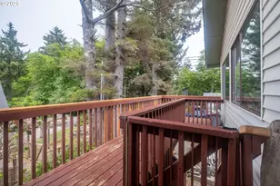 541 SE Oar Ave, Lincoln City, OR 97367 - Photo 31