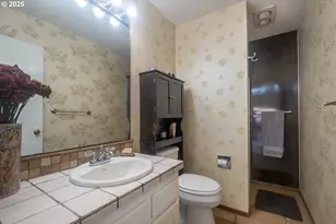 541 SE Oar Ave, Lincoln City, OR 97367 - Photo 29