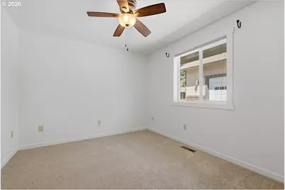 4619 NW Grant St, Vancouver, WA 98663 - Photo 17