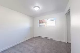 324 N 5th St, Saint Helens, OR 97051 - Photo 5